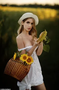 Uptown Girl: A Visual Study of Urban Sophistication by Renowned Photographer Garbuzov Ilya - image 7