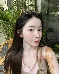 Unveiling the Angelic Beauty of the Viral 'Sealed Beauty' Trend - image 0