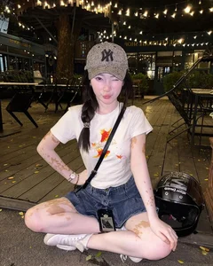 Unveiling the Angelic Beauty of the Viral 'Sealed Beauty' Trend - image 3