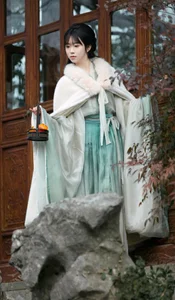 Visual Elegance in YiTuYu Art Language Vol.6413 Featuring He Zhou Xi E16 - image 22