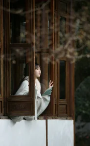 Visual Elegance in YiTuYu Art Language Vol.6413 Featuring He Zhou Xi E16 - image 3
