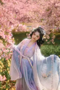 YiTuYu Vol.8666 Xian Lu: Ethereal Hanfu Beauty Amidst Cherry Blossoms - image 15