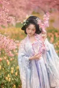 YiTuYu Vol.8666 Xian Lu: Ethereal Hanfu Beauty Amidst Cherry Blossoms - image 12