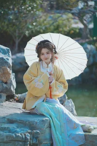 Modern Elegance: YiTuYu Art Language Vol.4677 Tifa Ding Xiao Ni - image 2