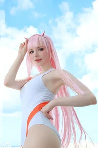 Dreamy Sky Vibes with Coser Peach Milky as Zero Two - image 12