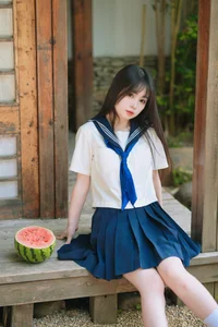 Minimalist Elegance: YiTuYu Art Language Vol.4860 Showcasing Zhi Zhi - image 1