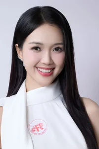 Rising Star Nguyen Hoang My Van: A Potential Contender for the Miss Vietnam Title - image 5