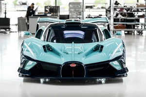 Bugatti Bolide: The Final Masterpiece of the Legendary W16 Engine - image 1