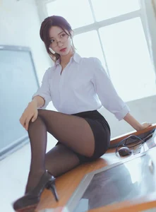 Elegant Portrait Photography: YiTuYu Art Language Vol.5961 featuring Hei Chuan - image 21