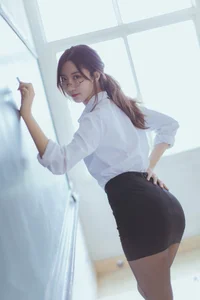 Elegant Portrait Photography: YiTuYu Art Language Vol.5961 featuring Hei Chuan - image 17