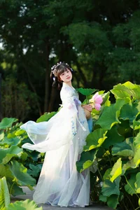 Art Language Vol.7404: The Elegant Visual Narrative of Yi Ming by YiTuYu - image 24