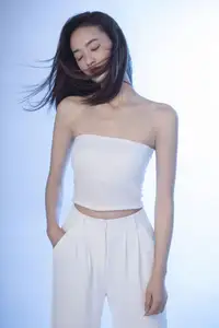 Zhou Xu Xu: Captivating Beauty in YiTuYu Vol.8586 – Discover the Allure 0023 - image 6