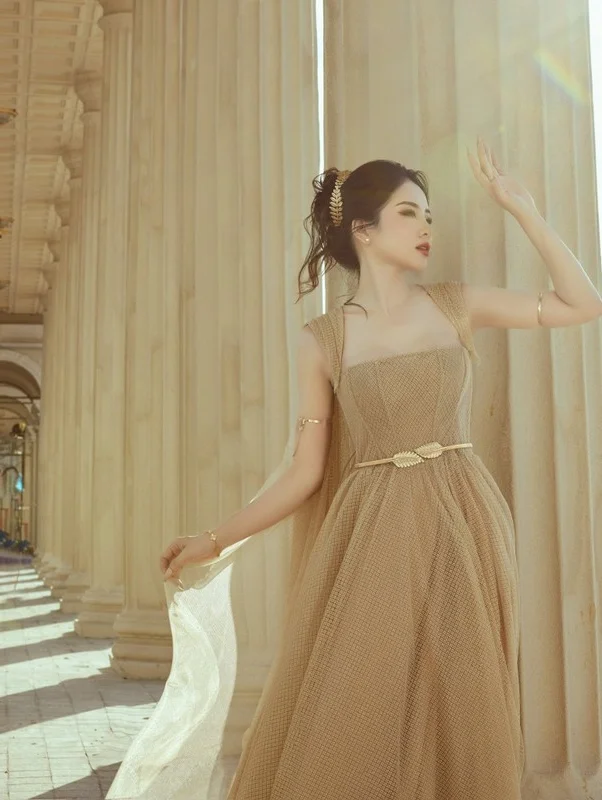 Meet the Vietnamese Nurse Inspiring Thousands as the Ultimate Running Goddess and Fitness Icon