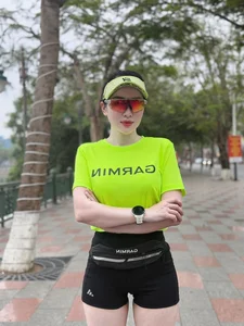 Meet the Vietnamese Nurse Inspiring Thousands as the Ultimate Running Goddess and Fitness Icon - image 2