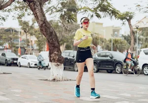 Meet the Vietnamese Nurse Inspiring Thousands as the Ultimate Running Goddess and Fitness Icon - image 5
