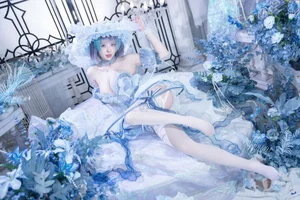 Qing Shui You Nai Cheshire Dress Cosplay: An Elegant and Playful Interpretation in 43 Enchanting Images - image 18