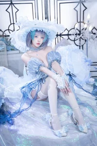 Qing Shui You Nai Cheshire Dress Cosplay: An Elegant and Playful Interpretation in 43 Enchanting Images - image 12