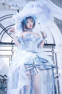Qing Shui You Nai Cheshire Dress Cosplay: An Elegant and Playful Interpretation in 43 Enchanting Images - image 5
