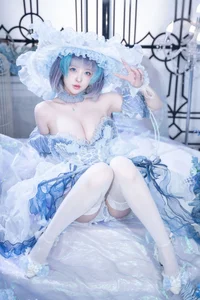 Qing Shui You Nai Cheshire Dress Cosplay: An Elegant and Playful Interpretation in 43 Enchanting Images - image 22