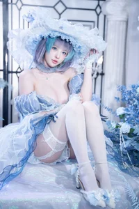 Qing Shui You Nai Cheshire Dress Cosplay: An Elegant and Playful Interpretation in 43 Enchanting Images - image 26