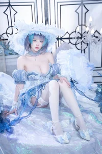 Qing Shui You Nai Cheshire Dress Cosplay: An Elegant and Playful Interpretation in 43 Enchanting Images - image 10