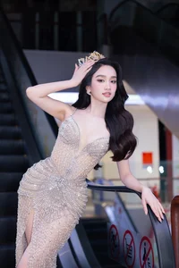 Stunning Contestants at Miss Student Vietnam 2025 Preliminary Round: A Showcase of Beauty, Elegance, and Traditional Ao Dai Fashion - image 5