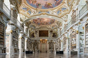A Visual Journey Through the World’s Most Architecturally Stunning Libraries and Bookstores - image 18