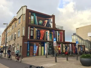 A Visual Journey Through the World’s Most Architecturally Stunning Libraries and Bookstores - image 19