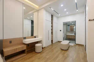 Modern Minimalist Urban Apartment Design: Elegant Interior Inspiration from Sea’s House for Sophisticated City Living - image 12