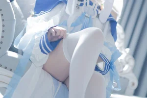 Dreamy Aesthetics: Coser lunananya as Laffey II - image 6