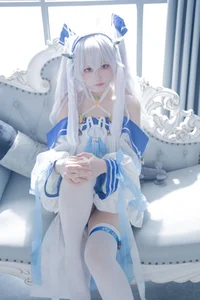 Dreamy Aesthetics: Coser lunananya as Laffey II - image 23