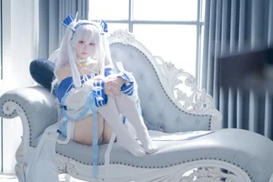 Dreamy Aesthetics: Coser lunananya as Laffey II - image 12