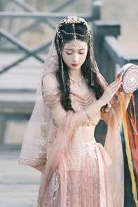 Elegant Portraiture in Art Language Vol.4745 Featuring Xiao Xong - image 18