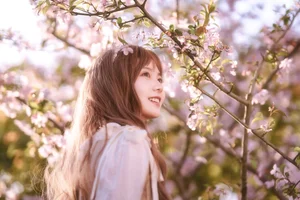 YiTuYu Art Language Vol.6846: Featuring Elegant Model Liu Liu Photography - image 13