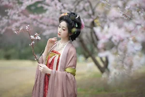 Exploring the Elegance of Zhou Xuan Yi in YiTuYu Art Language Vol.6621 - image 4