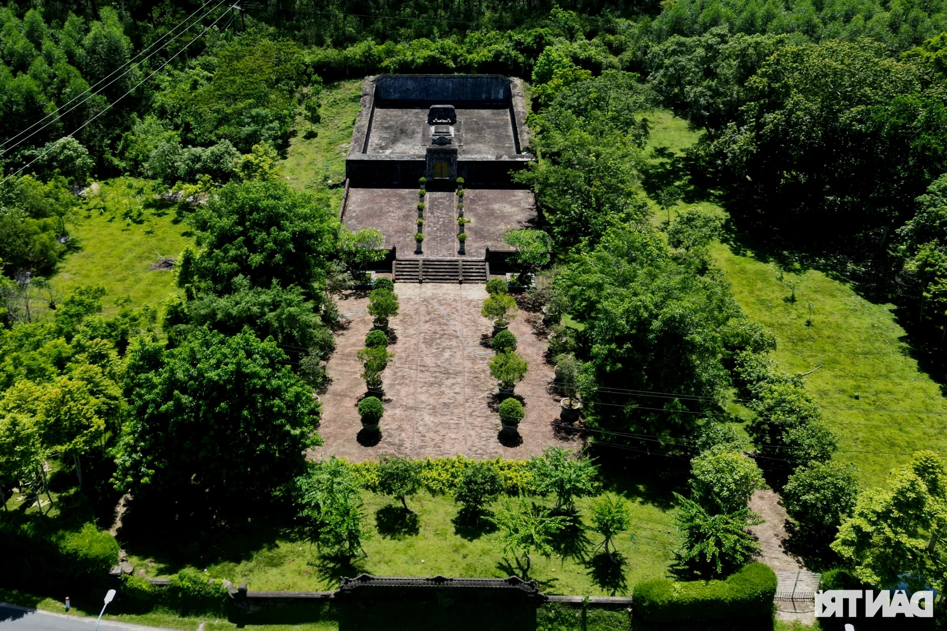The Architectural Splendor of Empress Dowager Tu Du's Tomb in Hue's Pine Forests