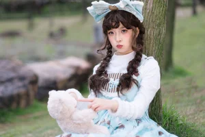 Sweet Lolita Dreams with Nuo Mi Tuan - image 5