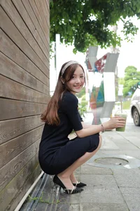 IESS Wanping Sweet Frappuccino and Lemon Peel – Hosiery and Leg Model Series - image 6