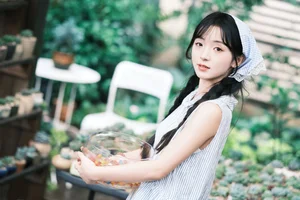 Visual Elegance: YiTuYu Art Language Vol.7348 Min Zui Xiao Mo Xuan Collection - image 23