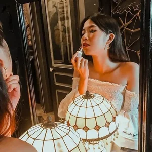 The Evolution of Lan Thy: From 'Test-Tube Hot Girl' to Modern Social Media Sensation - image 0
