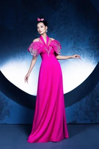 Ethereal Moon-Inspired Ao Dai: A Stunning Fusion of Vietnamese Tradition and Celestial Elegance - image 10