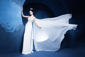 Ethereal Moon-Inspired Ao Dai: A Stunning Fusion of Vietnamese Tradition and Celestial Elegance - image 8