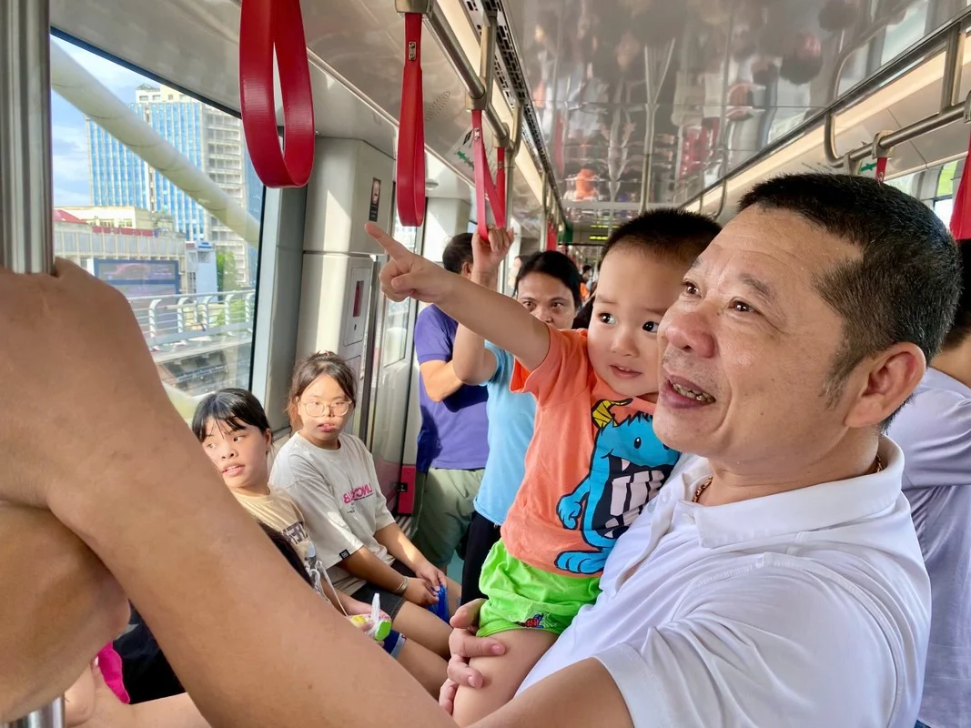 Hanoi Metro Success: Impressive Statistics from the First 15 Days of Nhon-Hanoi Station Line Operation