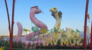 Unique Pink Snake Mascots Spark Joy in Da Nang for Lunar New Year Celebrations - image 2
