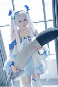 Stunning Laffey II Azur Lane Cosplay Gallery by Lunananya – High-Quality 56-Image Collection for Anime and Gaming Fans - image 1