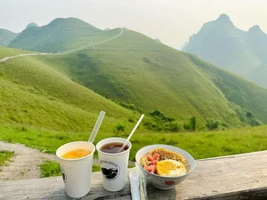 Discover the Cinematic Beauty of Ba Quang Grass Hills in Vietnam - image 4