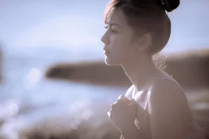 Pi Huynh: The Elegant Face of Modern Vietnamese Beauty - image 9