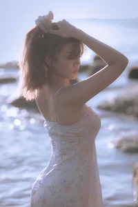 Pi Huynh: The Elegant Face of Modern Vietnamese Beauty - image 12