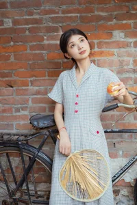 Artistic Expression in YiTuYu Vol.10295 Featuring the Captivating Yi Ming Photo Series - image 6