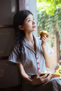 Artistic Expression in YiTuYu Vol.10295 Featuring the Captivating Yi Ming Photo Series - image 14